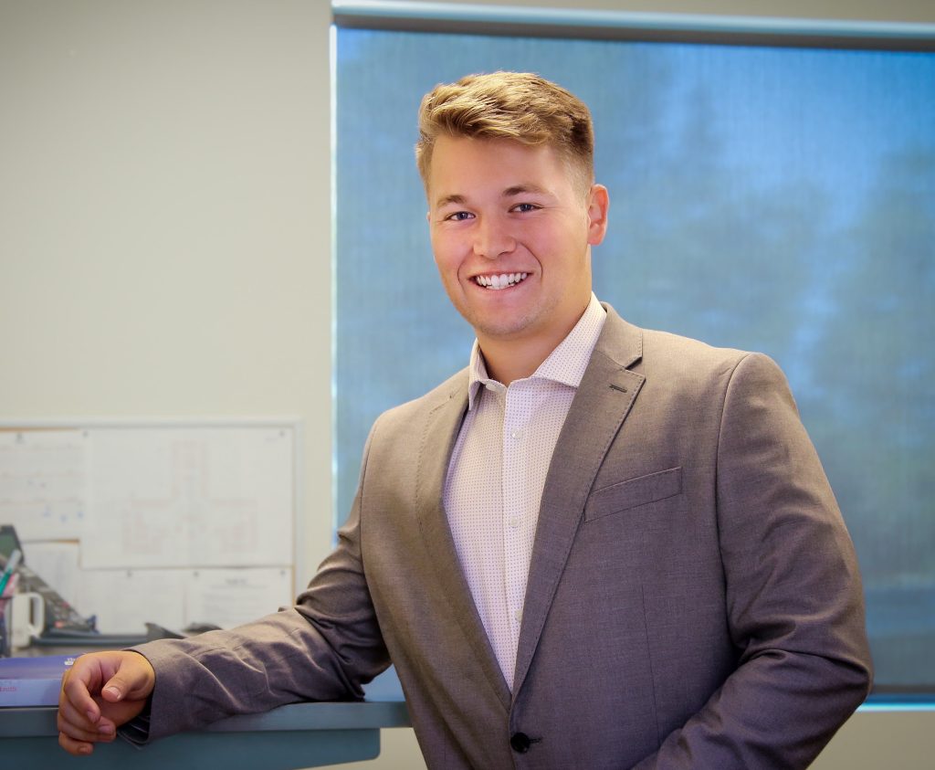 Smiling man in a suit